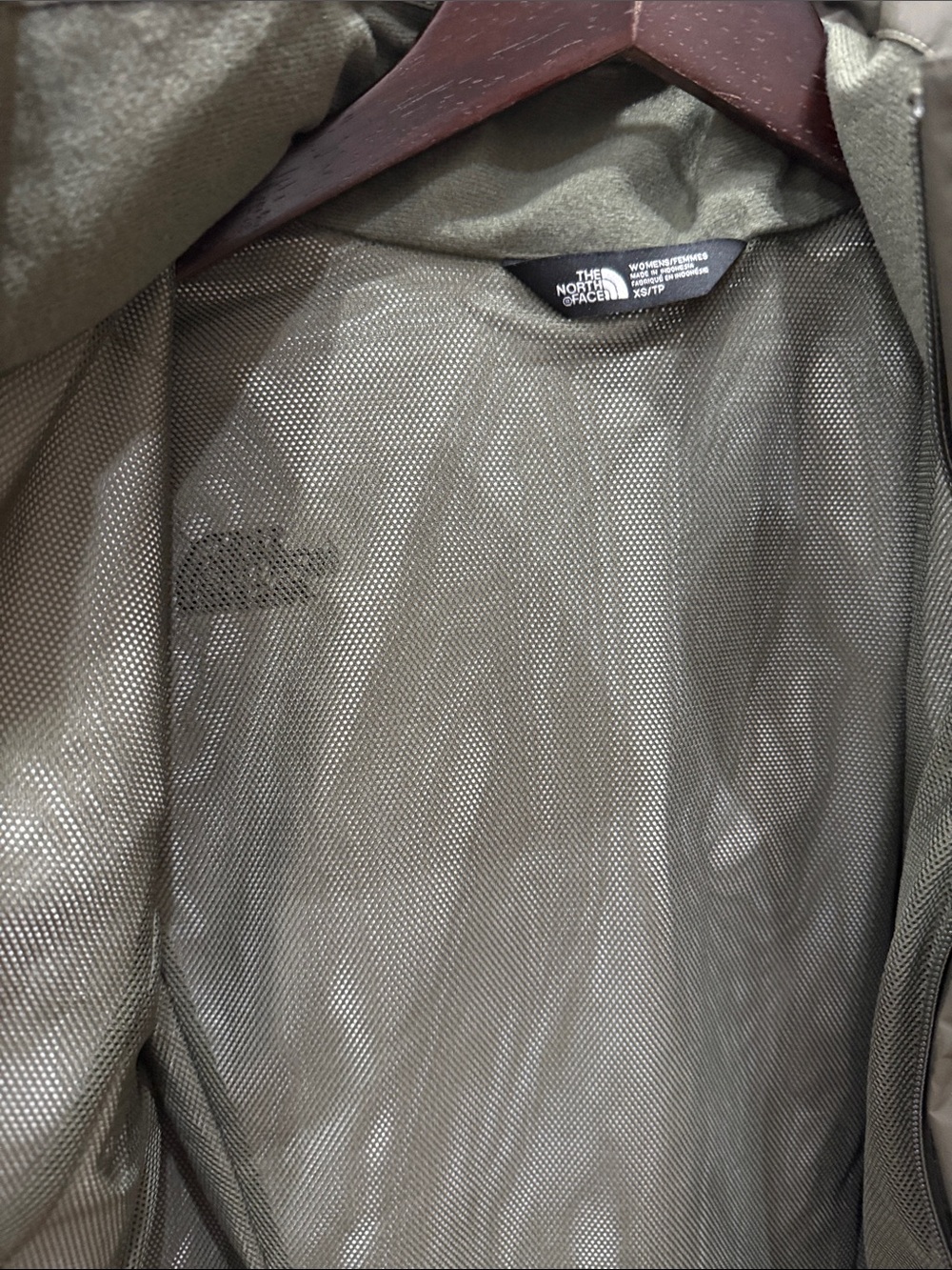 The North Face Women's Hyvent Hooded Utility Jacket - Olive - Picture 5 of 6